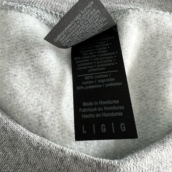 Gray Valentine's Graphic Sweatshirt - Picture 4 of 4